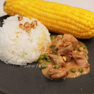 peanut sauce chicken and rice and corn